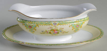N1408 Gravy Boat with Attached Underplate