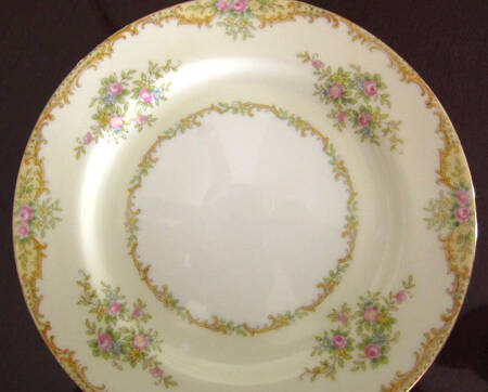 N1440 Dinner Plate