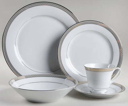 Legacy Splendor 5 Piece Place Setting