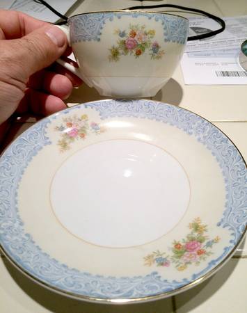 N1442 Flat Cup & Saucer Set