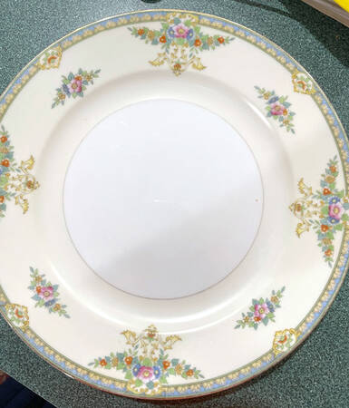 N1452 Dinner Plate