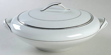 Derry Round Covered Vegetable