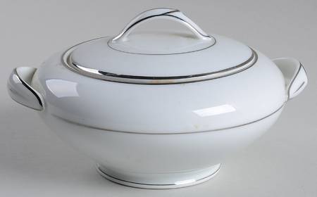 Derry Sugar Bowl & Lid