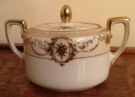 N1484 Sugar Bowl & Lid