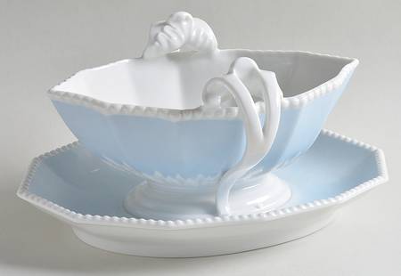 Perl Blue Gravy Boat with Attached Underplate