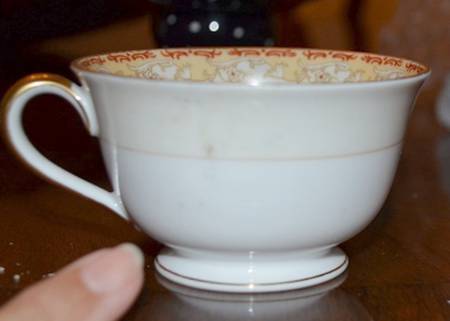 N1517 Footed Cup