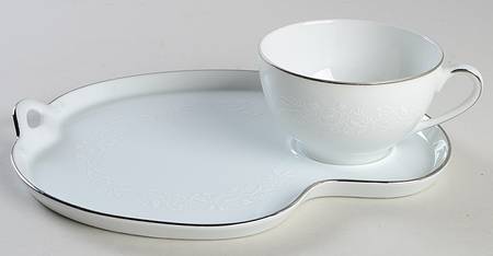 Reina (#6450) Snack Plate & Cup Set