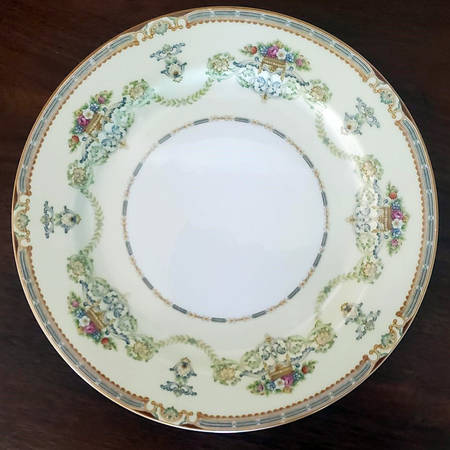 N1532 Dinner Plate