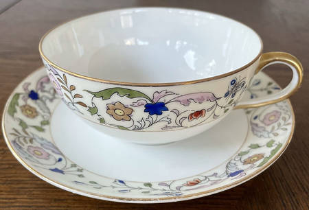 N1549 Flat Cup & Saucer Set