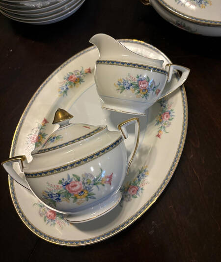 N1555 Creamer