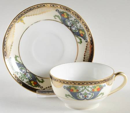 N1574 Flat Cup & Saucer Set