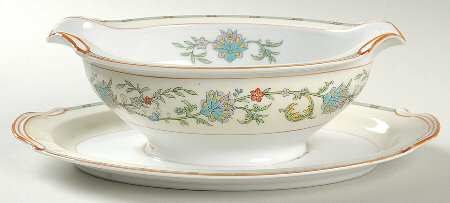 N1583 Gravy Boat with Attached Underplate