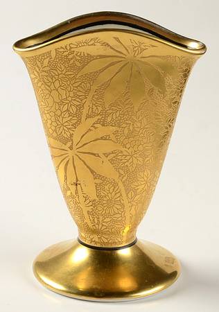 N1587 by Noritake