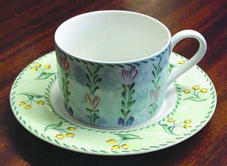 823A Flat Cup & Saucer Set