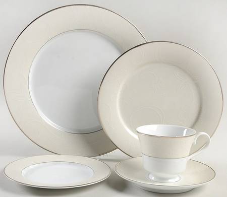 White Linen 5 Piece Place Setting by Nikko