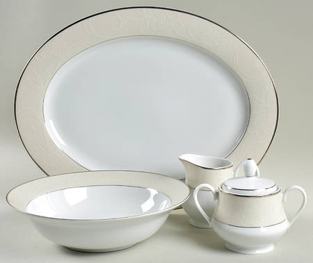 White Linen 5 Piece Hostess Set