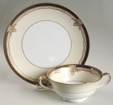 Valiere Footed Cream Soup Bowl & Saucer Set