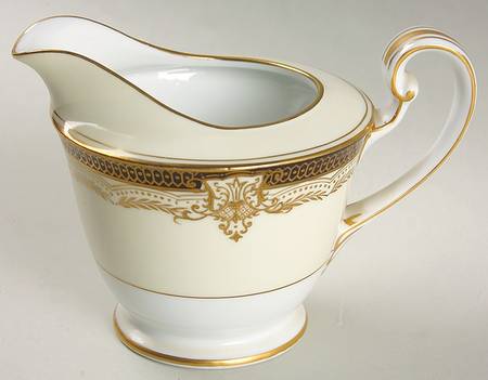 Valiere Creamer