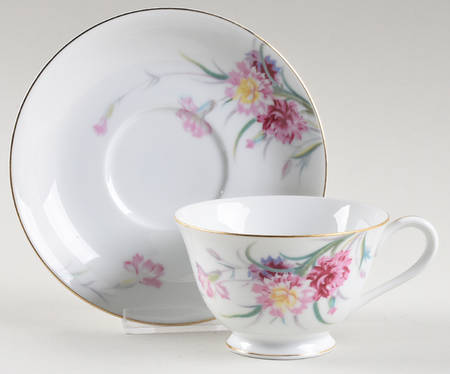 N1619 Footed Cup & Saucer Set