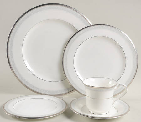 Manderleigh 5 Piece Place Setting