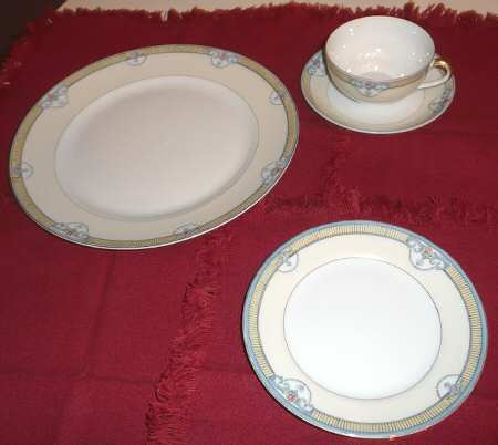 N1638 Salad Plate