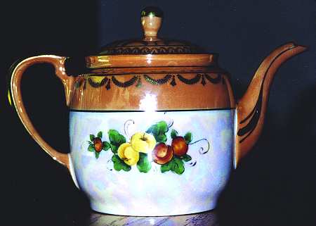 N1649 Teapot & Lid