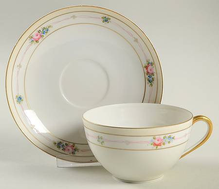 MEI208 Flat Cup & Saucer Set