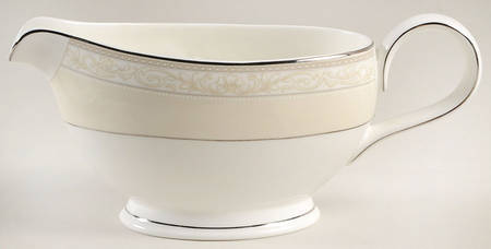 Manassa Gravy Boat
