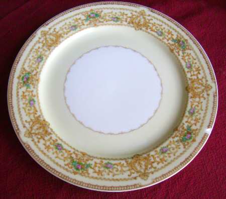 N1663 Dinner Plate