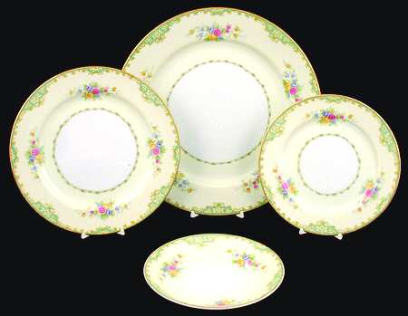 N1680 Dinner Plate