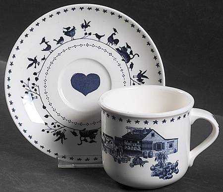 Americana Flat Cup & Saucer Set