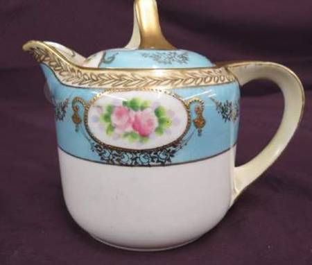 N1699 Creamer & Lid