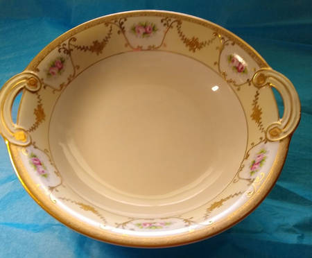 N1733 8" Round Vegetable Bowl