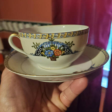 N1737 Flat Cup & Saucer Set
