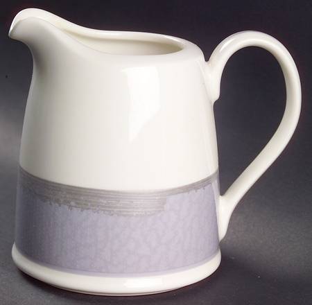 Ambience Violet Creamer