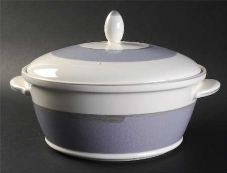 Ambience Violet 2.5 Qt Round Covered Casserole