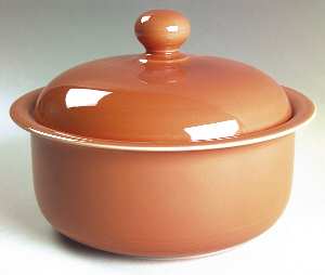 Solid Color Salmon 2 Qt Round Covered Casserole