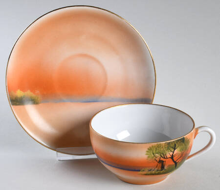 N1763 Flat Cup & Saucer Set