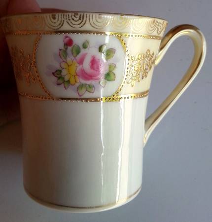 N1764 Chocolate Cup