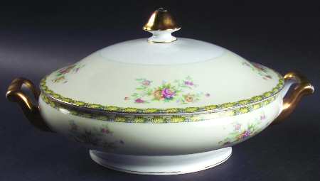 N1772 Round Covered Vegetable