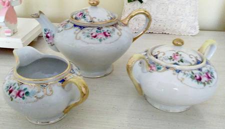 N1774 Teapot & Lid
