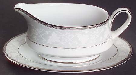 Clarenton Gravy Boat & Underplate (Relish/Butter)