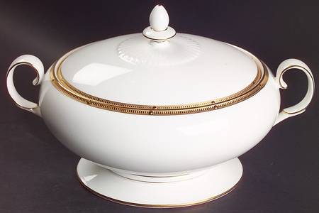Rochelle Gold Oval Covered Vegetable