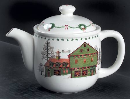Americana Christmas Teapot & Lid