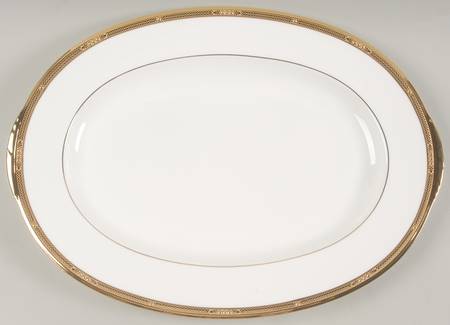Chatelaine Gold 16" Oval Serving Platter