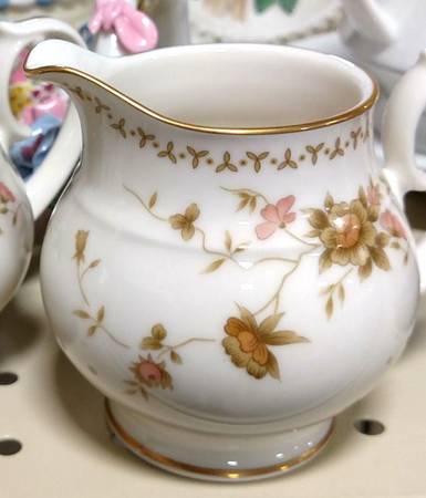 N1808 Creamer