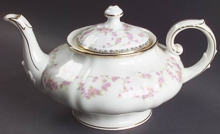 Bridal Rose Teapot & Lid