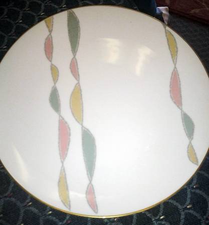 226 Dinner Plate