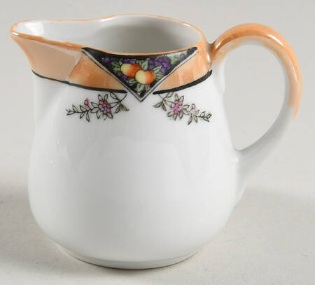 N1821 Toy Creamer