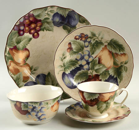 Napa Valley 40 Piece Estate Set